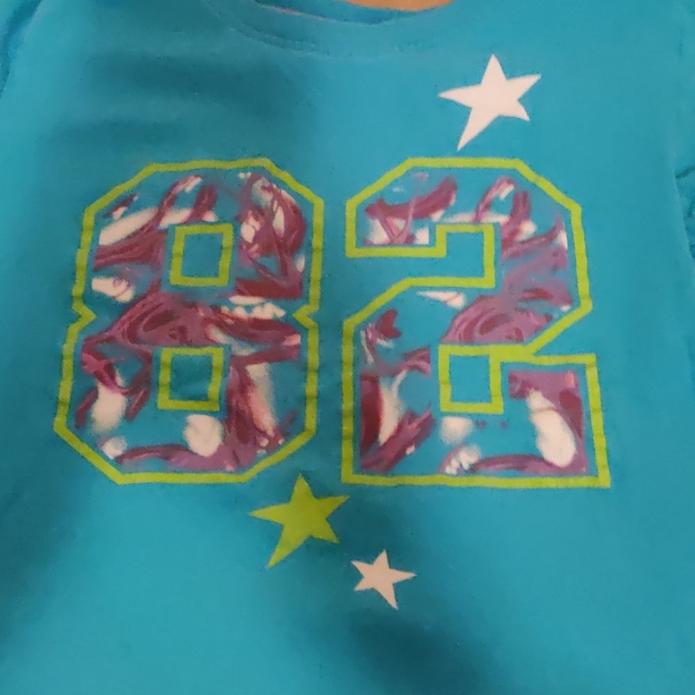 Shirt - Picture 2 of 3